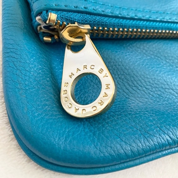 Marc by Marc Jacobs Turquoise Leather Magazine Clutch - Picture 6 of 14